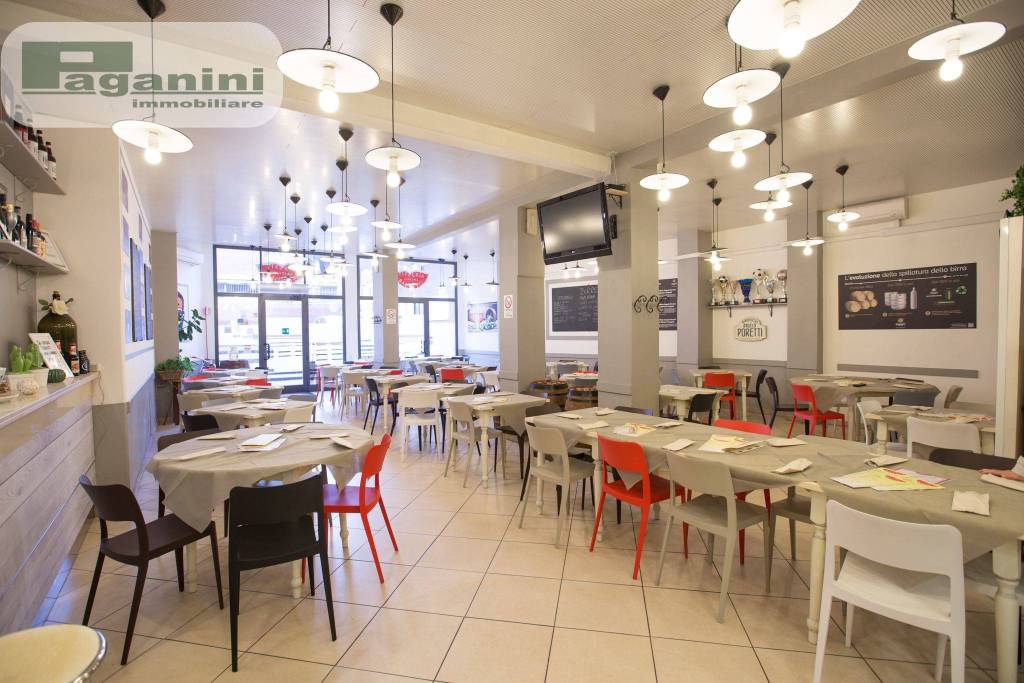 negozio in vendita a Sarzana