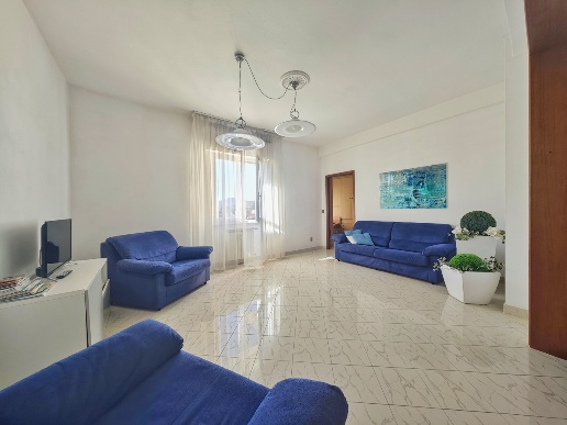 appartamento in vendita a Sarzana