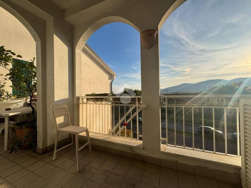 appartamento in vendita a Sarzana