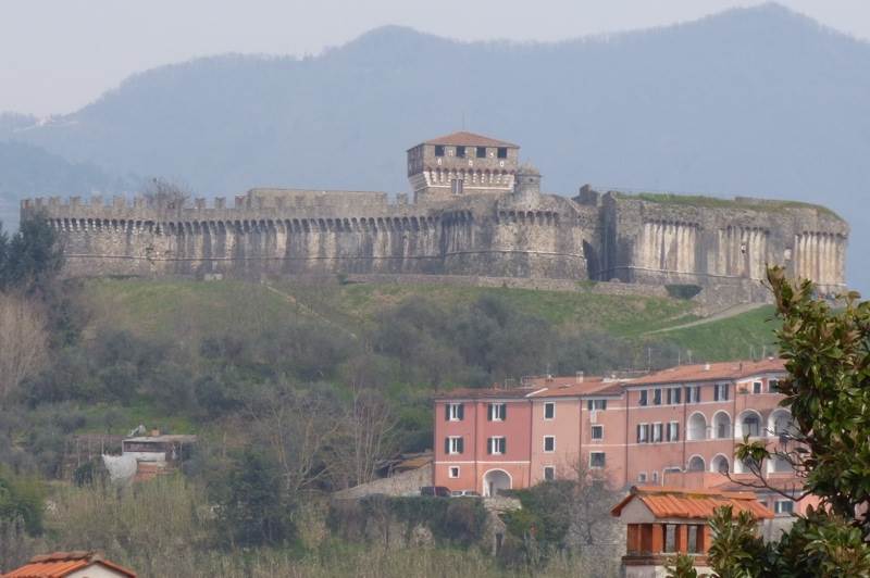 appartamento in vendita a Sarzana