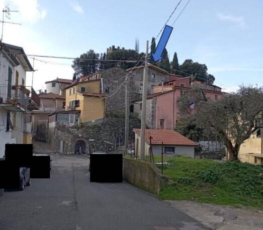 appartamento in vendita a Sarzana in zona Falcinello
