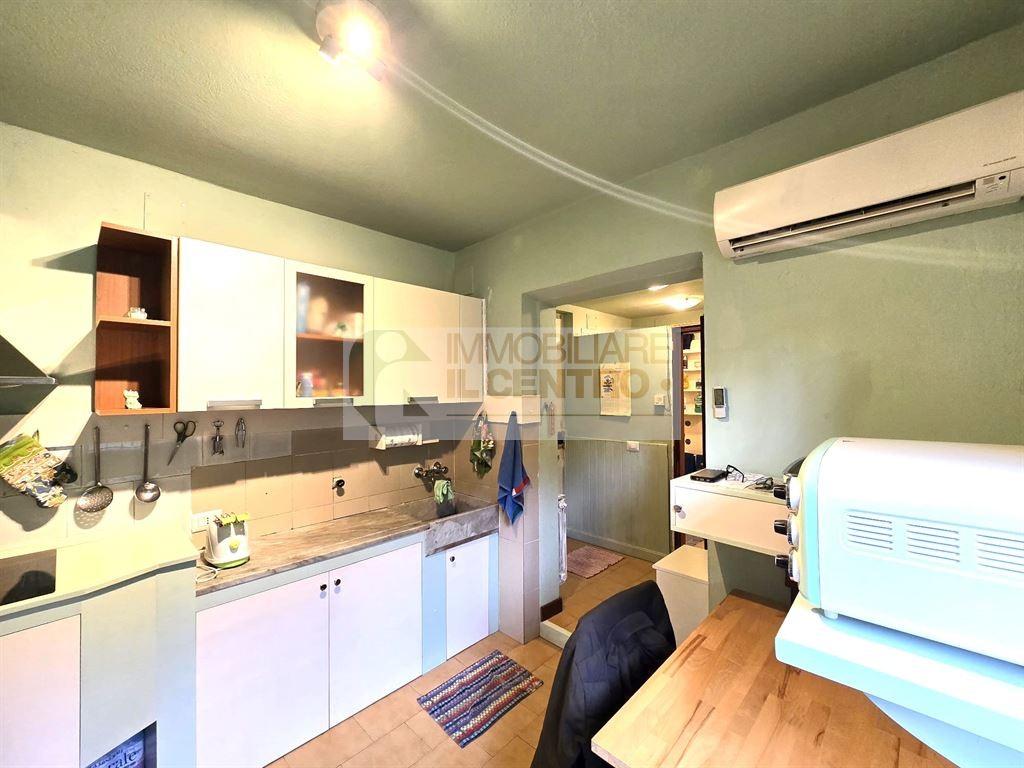 casa indipendente in vendita a Sarzana