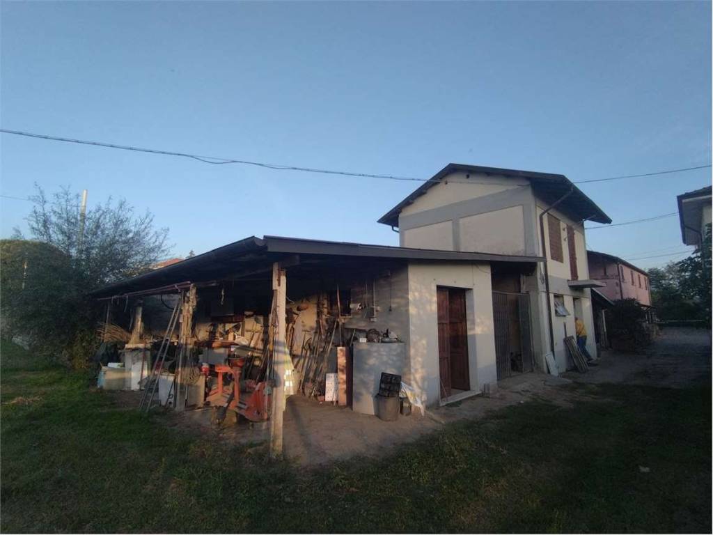 appartamento in vendita a Sarzana