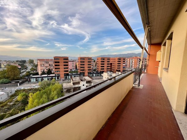 appartamento in vendita a Sarzana