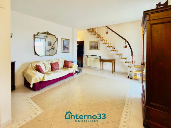 appartamento in vendita a Sarzana