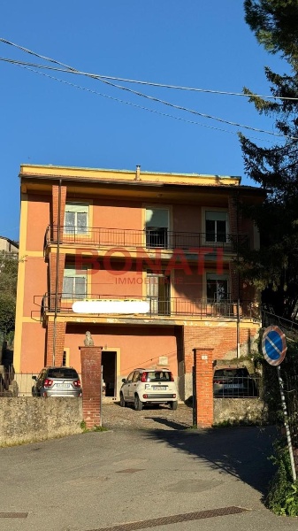 casa indipendente in vendita a Sarzana in zona Falcinello