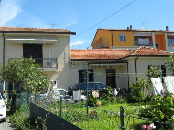 appartamento in vendita a Sarzana in zona San Lazzaro