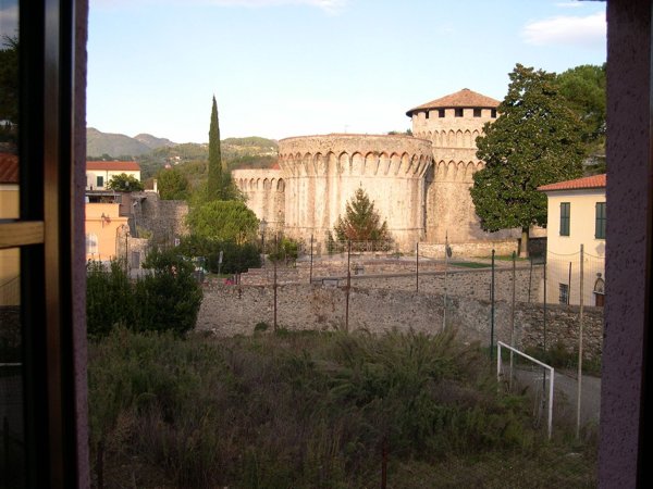 appartamento in vendita a Sarzana
