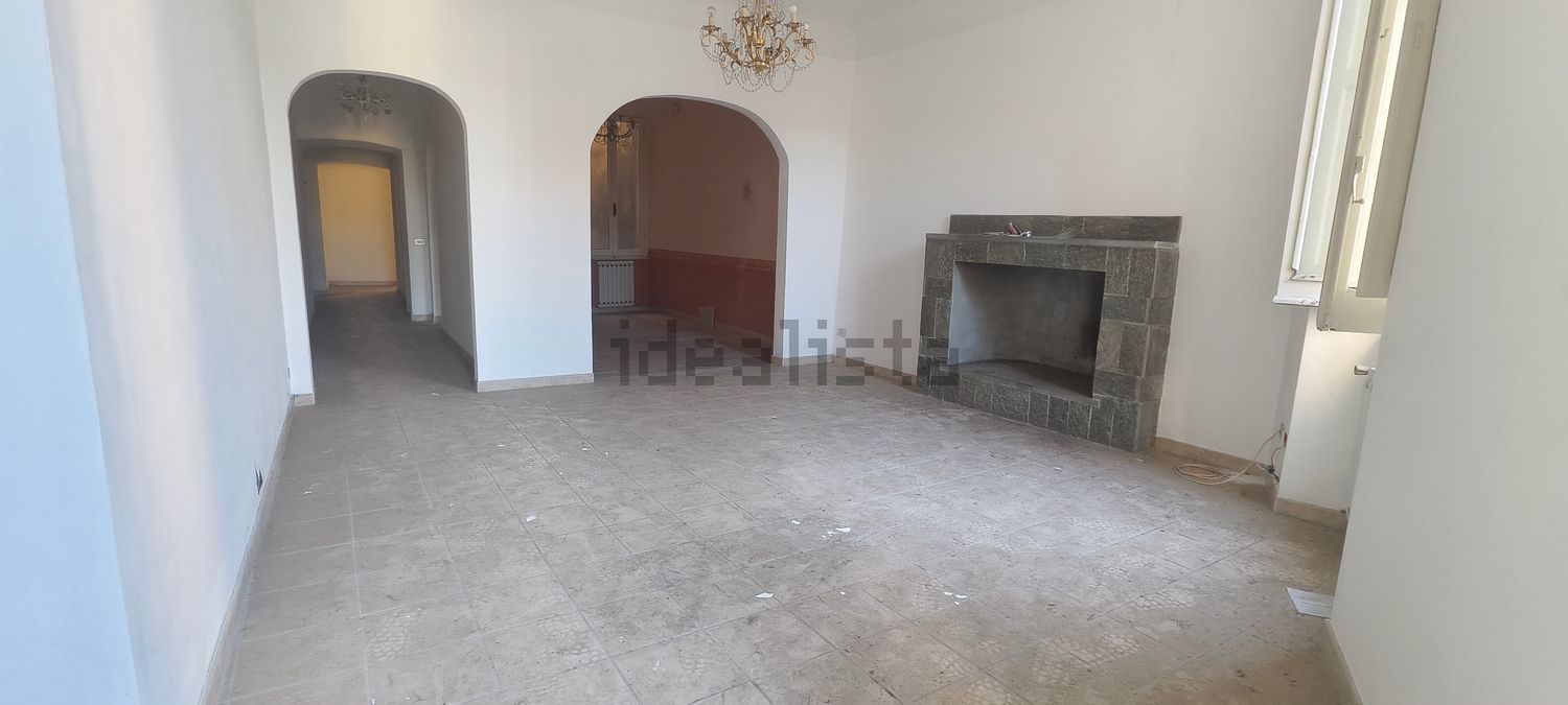 appartamento in vendita a Sarzana