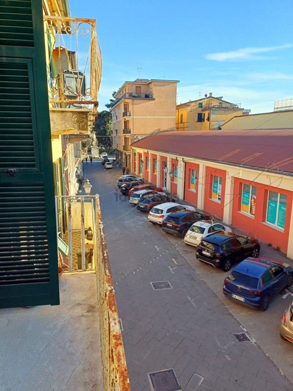 appartamento in vendita a Sarzana