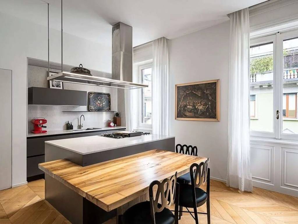 casa indipendente in vendita a Sarzana