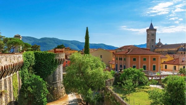 appartamento in vendita a Sarzana