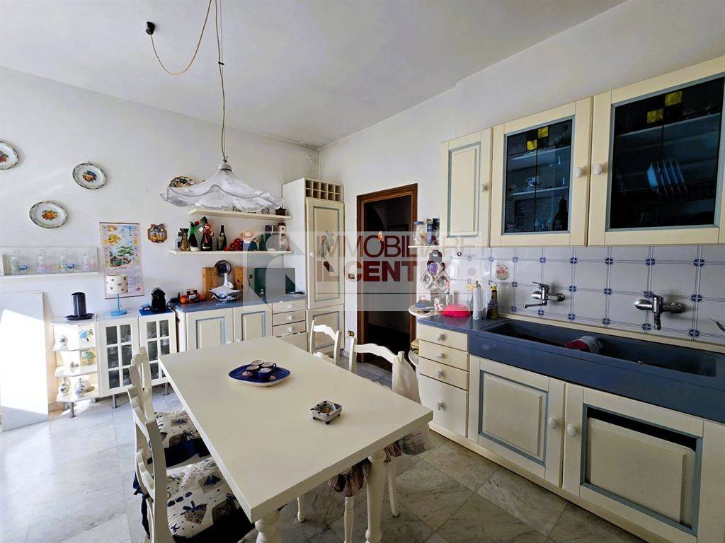 appartamento in vendita a Sarzana