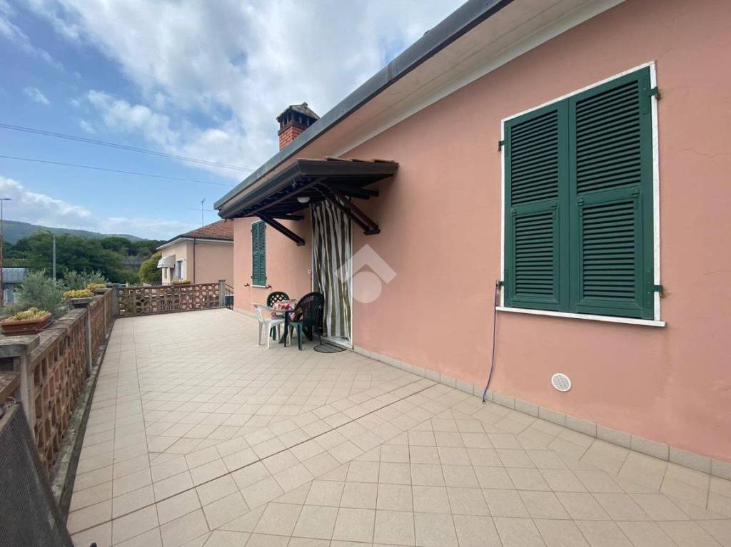 appartamento in vendita a Sarzana