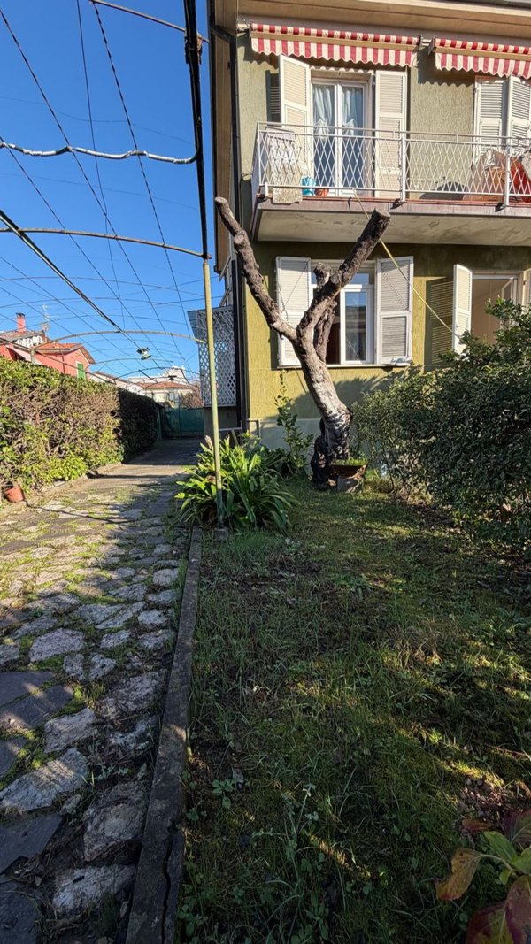 appartamento in vendita a Sarzana