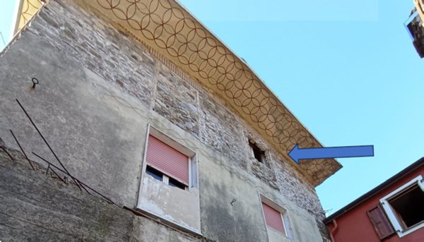 appartamento in vendita a Sarzana in zona Falcinello