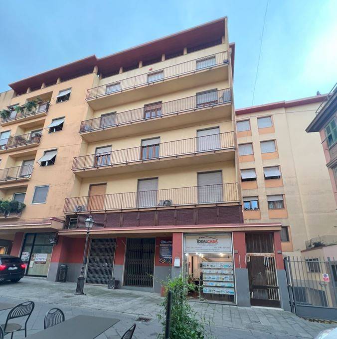 ufficio in vendita a Sarzana