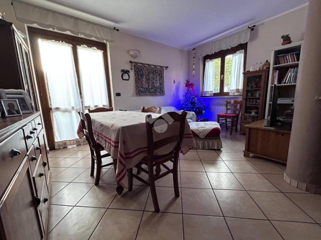 appartamento in vendita a Sarzana