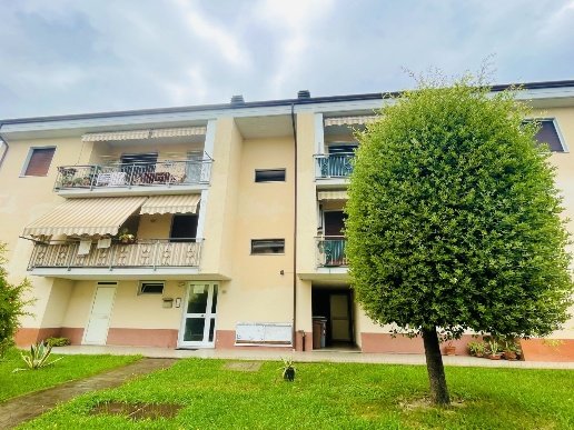 appartamento in vendita a Sarzana in zona San Lazzaro