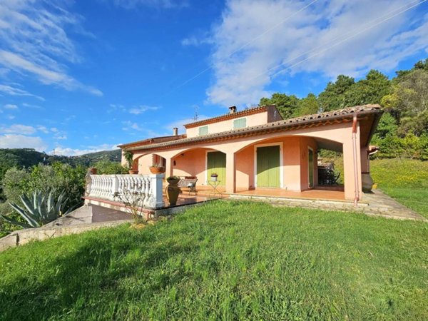casa indipendente in vendita a Sarzana in zona Falcinello