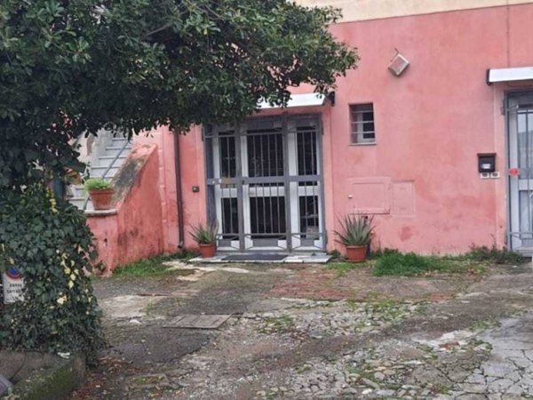 appartamento in vendita a Sarzana in zona Falcinello