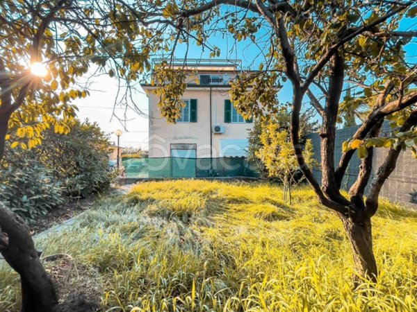 appartamento in vendita a Sarzana