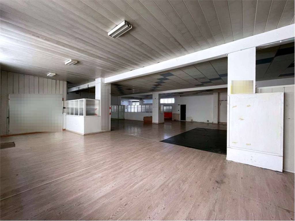 ufficio in vendita a Sarzana