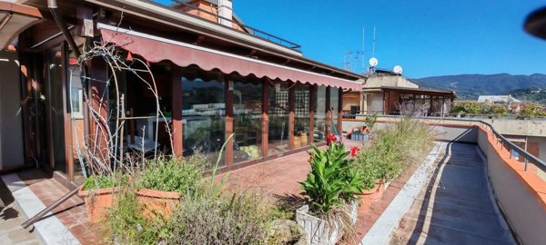 appartamento in vendita a Sarzana