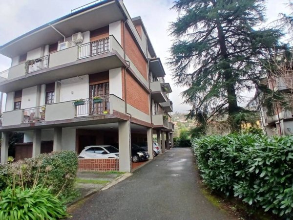 appartamento in vendita a Sarzana