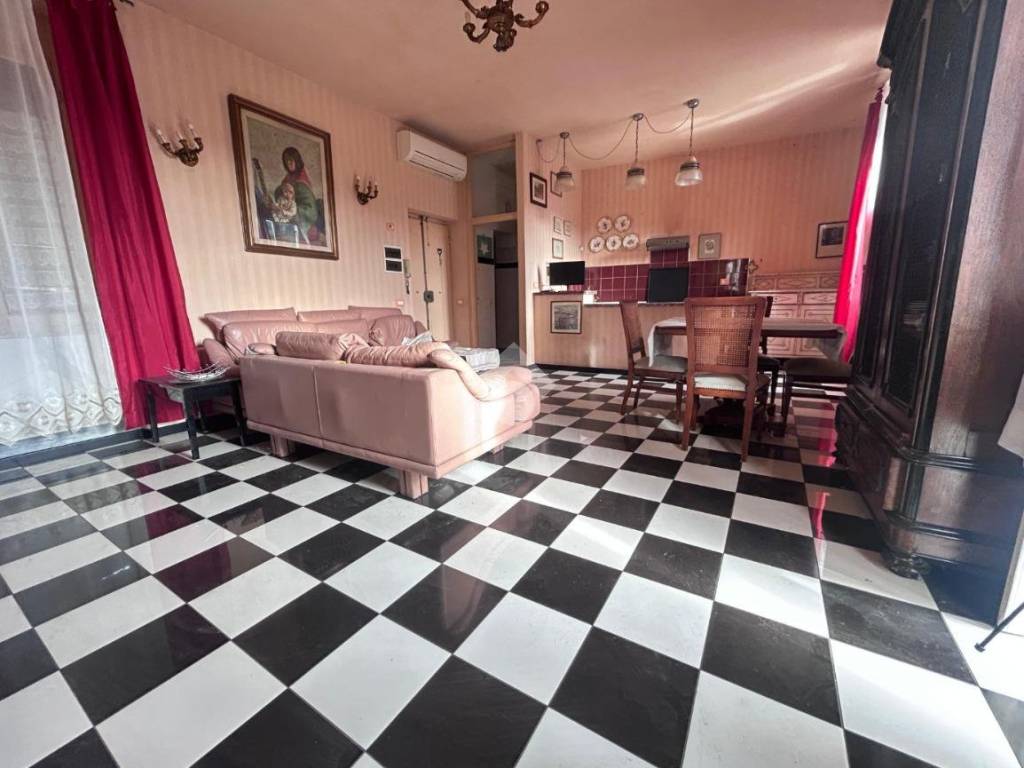 appartamento in vendita a Sarzana