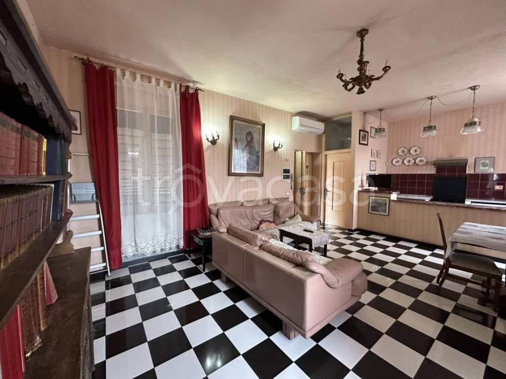 appartamento in vendita a Sarzana