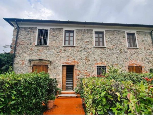 appartamento in vendita a Sarzana in zona San Lazzaro