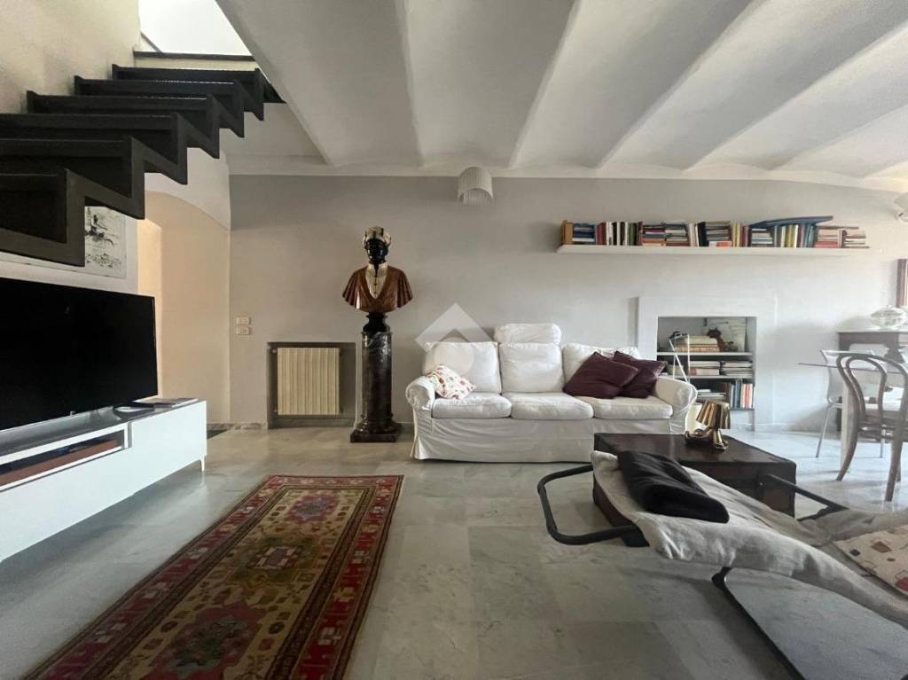 appartamento in vendita a Sarzana