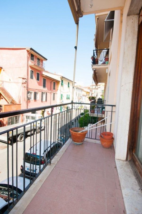 appartamento in vendita a Sarzana