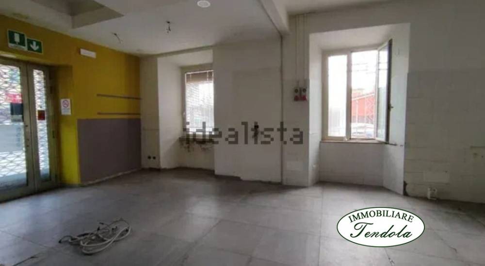 negozio in vendita a Sarzana