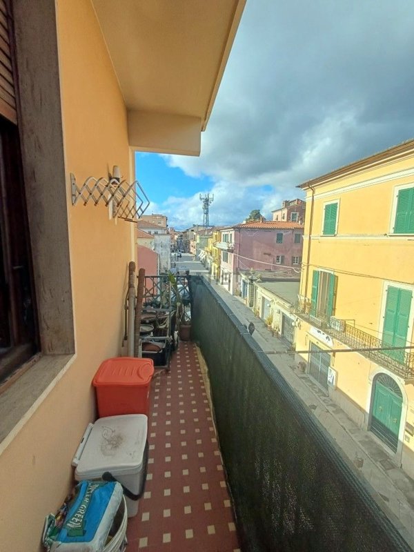 appartamento in vendita a Sarzana