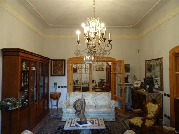 appartamento in vendita a Sarzana