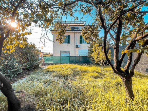 appartamento in vendita a Sarzana