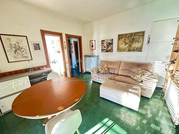 appartamento in vendita a Sarzana in zona Marinella di Sarzana