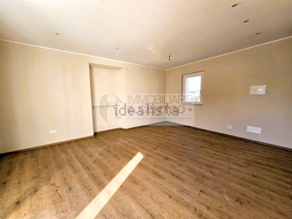 appartamento in vendita a Sarzana