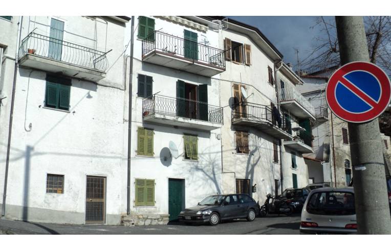 appartamento in vendita a Sarzana in zona Falcinello