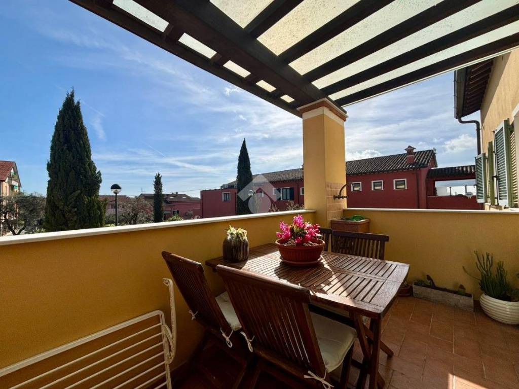 appartamento in vendita a Sarzana in zona San Lazzaro