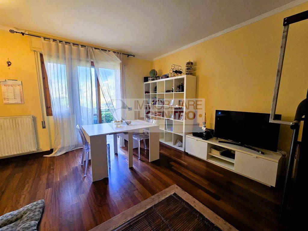 appartamento in vendita a Sarzana