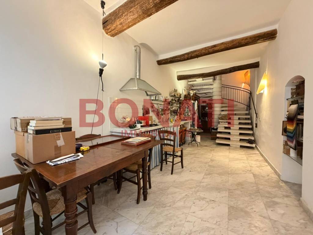appartamento in vendita a Sarzana