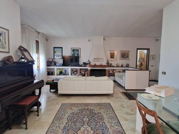 casa indipendente in vendita a Sarzana in zona San Lazzaro