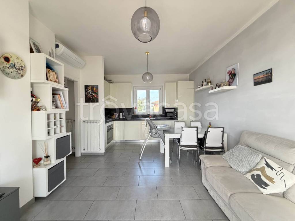 appartamento in vendita a Sarzana in zona San Lazzaro