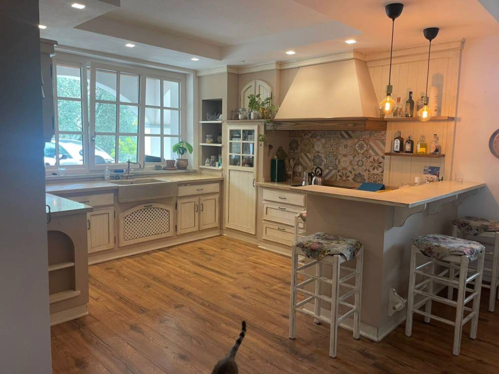 casa indipendente in vendita a Sarzana