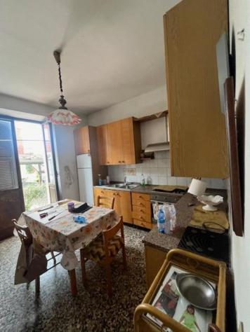 casa indipendente in vendita a Sarzana