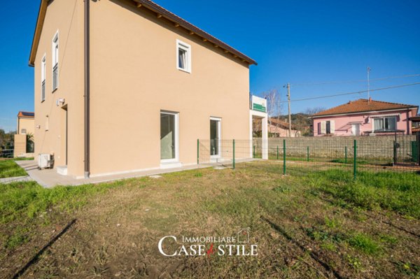 appartamento in vendita a Sarzana