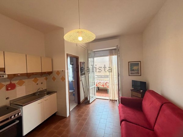 appartamento in vendita a Sarzana in zona Marinella di Sarzana